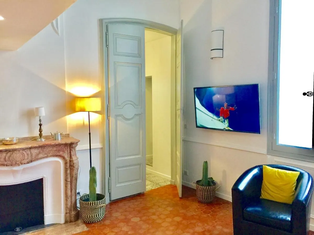 Les Suites Du Cours & Spa Aix-en-Provence Appartamento